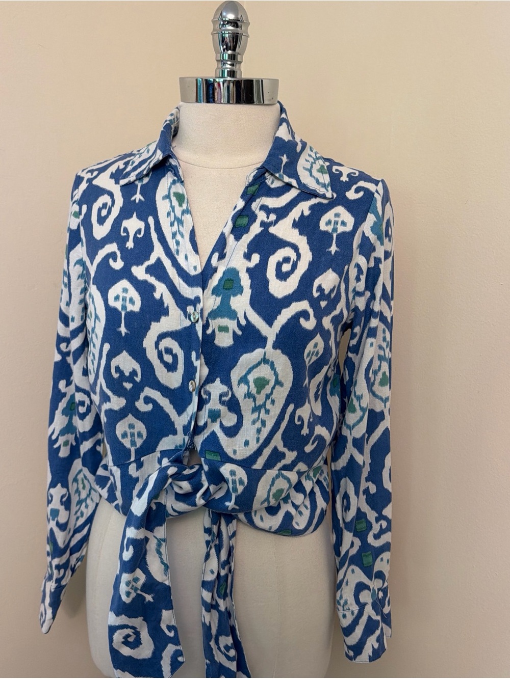 Christian Siriano Blue and White Patterned Linen Blend Tie Front Blouse M